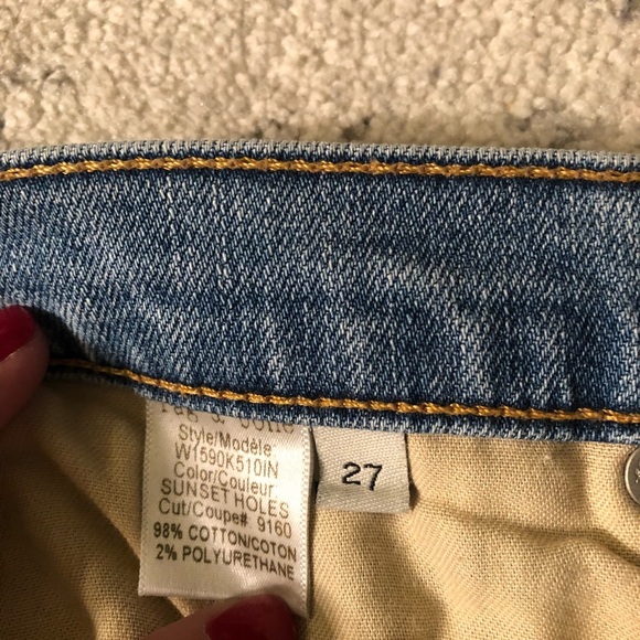 Rag & Bone Distressed Dre Jeans - Picture 7 of 8